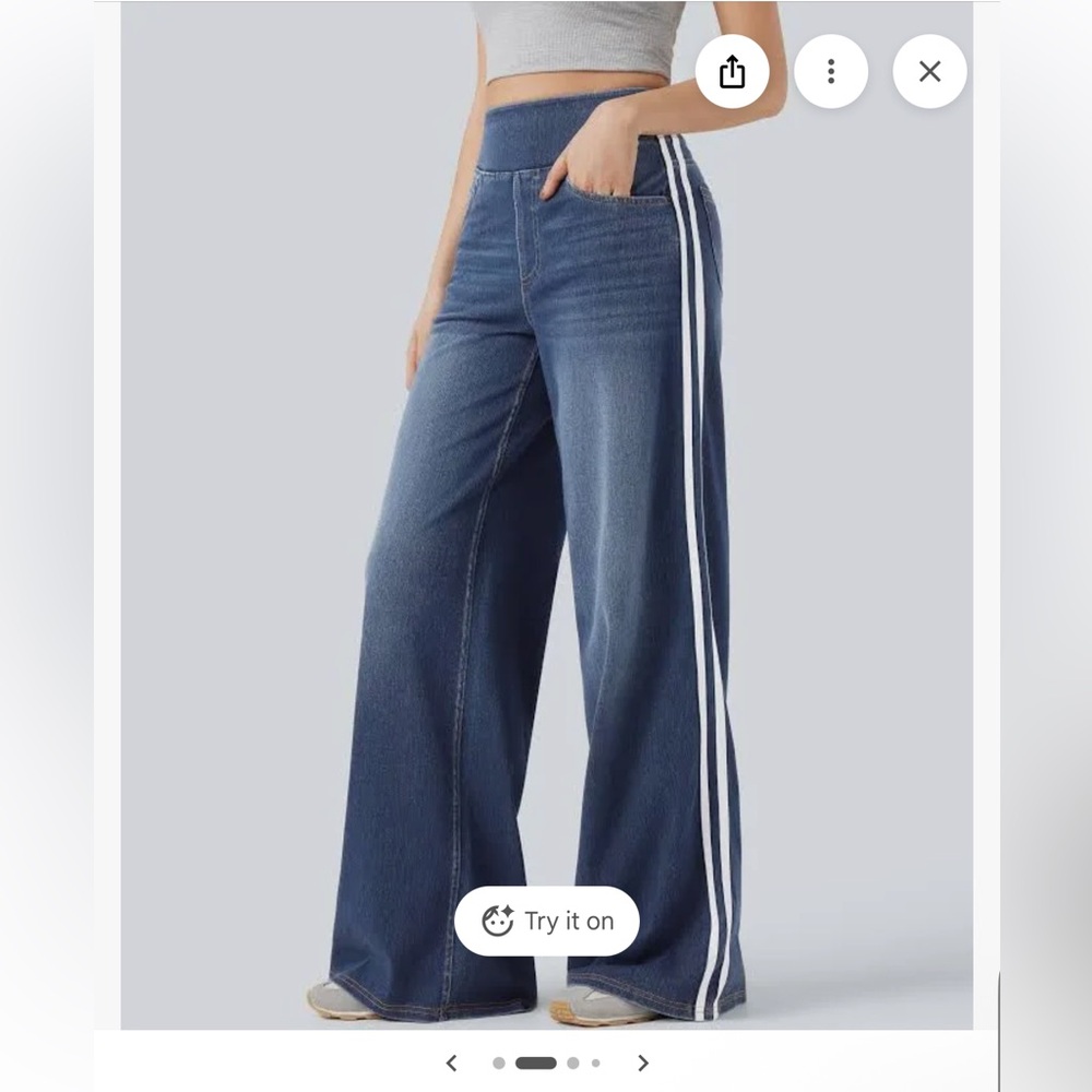 NWOT Halara Flex High Waisted Stripe Wide Leg Flowy denim Casual Jeans size M